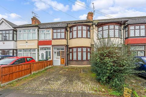 4 bedroom terraced house for sale, Coningsby Gardens, Highams Park