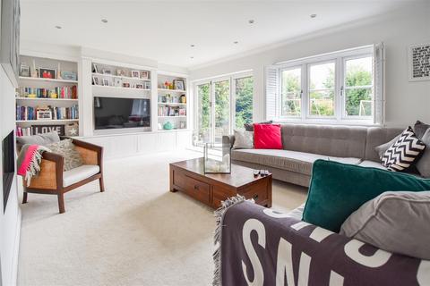 4 bedroom detached house for sale, Wyatts Green Road, Wyatts Green, Brentwood