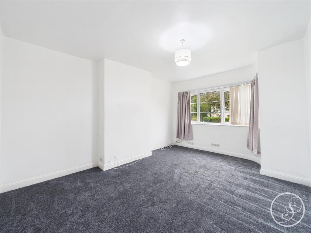 Apartment in Leeds - View 3