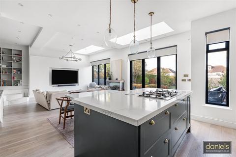 5 bedroom semi-detached house for sale, Paxford Road, North Wembley