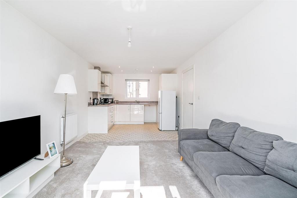 Apartment in Shirley - View 4