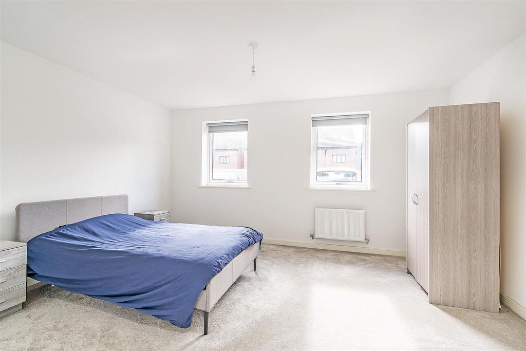 Apartment in Shirley - More