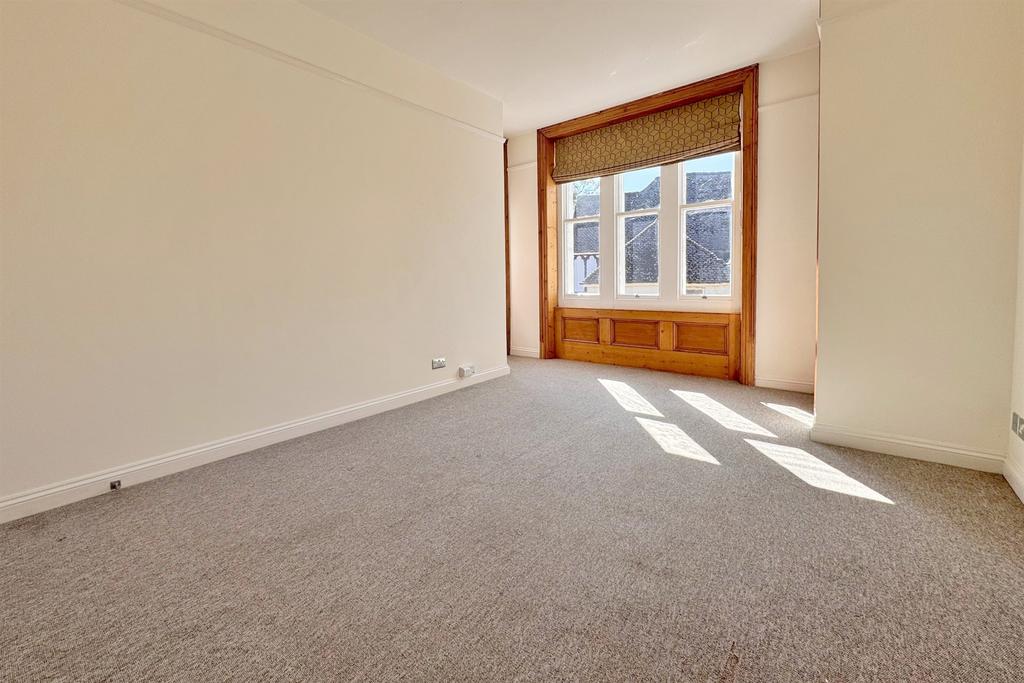 Apartment in Bournemouth - View 3