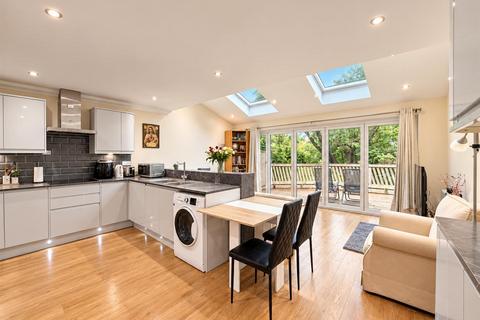 3 bedroom semi-detached house for sale, Kings Drive, Eastbourne