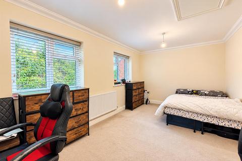 3 bedroom semi-detached house for sale, Kings Drive, Eastbourne