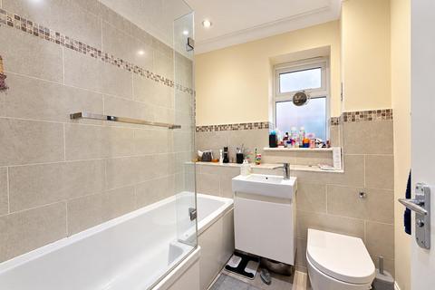 3 bedroom semi-detached house for sale, Kings Drive, Eastbourne