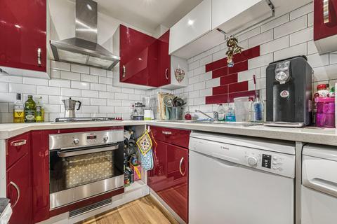 2 bedroom apartment for sale, Bromley
