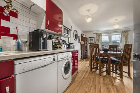 2 bedroom apartment for sale, Bromley