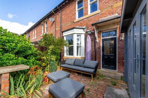 3 bedroom end of terrace house for sale, South Terrace, Morpeth NE61