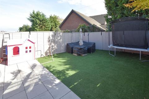 2 bedroom end of terrace house for sale, Roman Road, Mountnessing, Brentwood