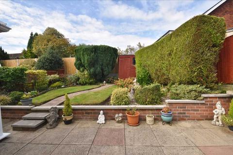 3 bedroom semi-detached house for sale, Belmont Drive, Chorley