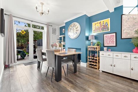 3 bedroom house for sale, Bridge End, Walthamstow
