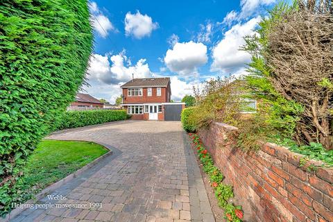 4 bedroom detached house for sale, Cannock Road, Cannock WS12