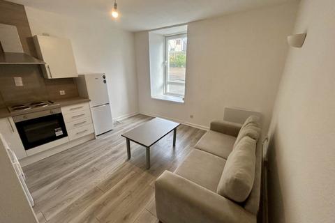 1 bedroom flat to rent, Fleuchar Street, Dundee,
