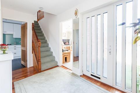 3 bedroom semi-detached house to rent, Parkfield Road, Chester CH4