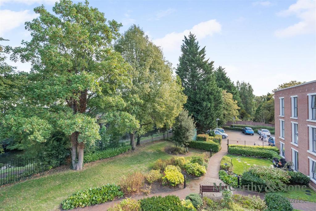 Apartment in Leicester - View 2
