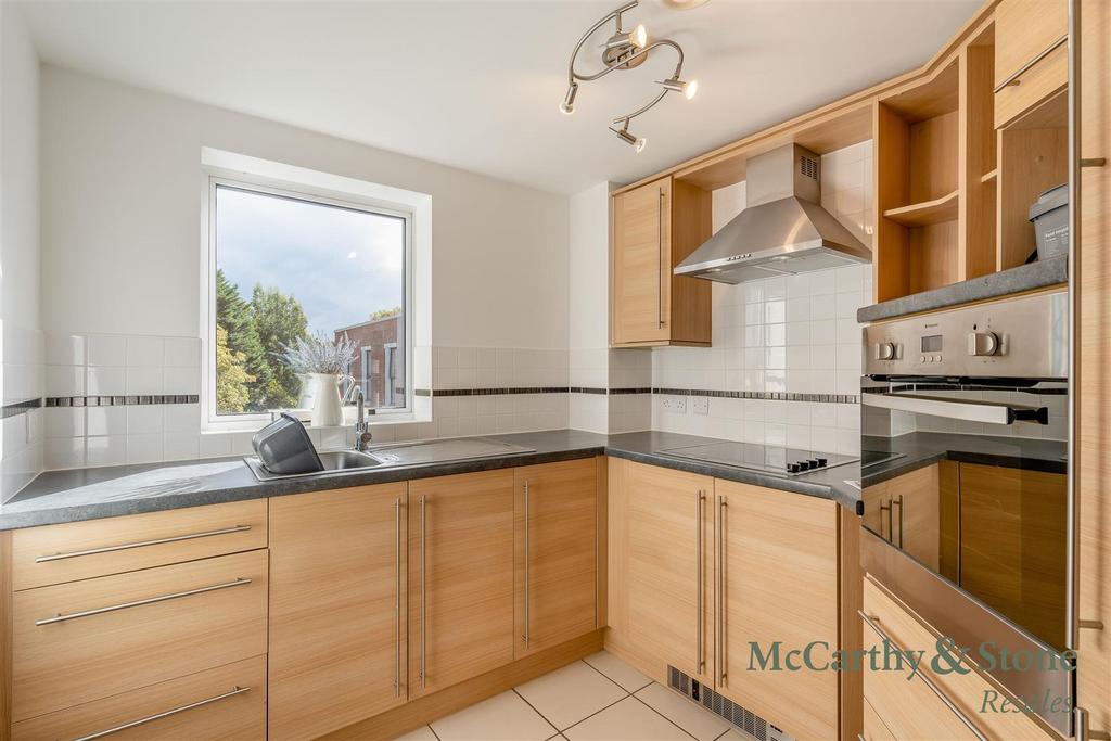 Apartment in Leicester - More