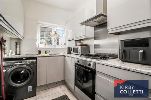 2 bedroom maisonette for sale, Hertford Road, Waltham Cross