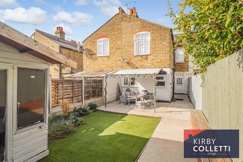 2 bedroom maisonette for sale, Hertford Road, Waltham Cross