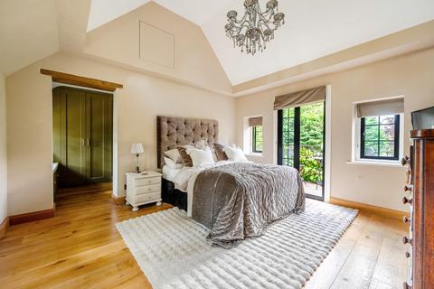 4 bedroom detached house for sale, Forest Drive, Keston Park, Keston, Kent, BR2