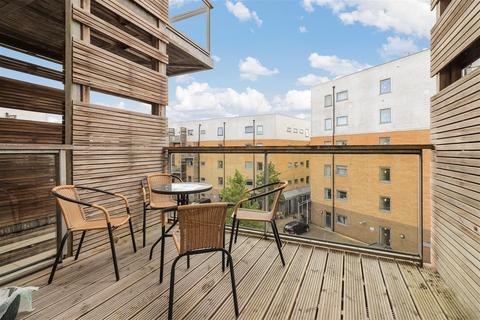 2 bedroom flat for sale, Rustat Avenue, Cambridge CB1
