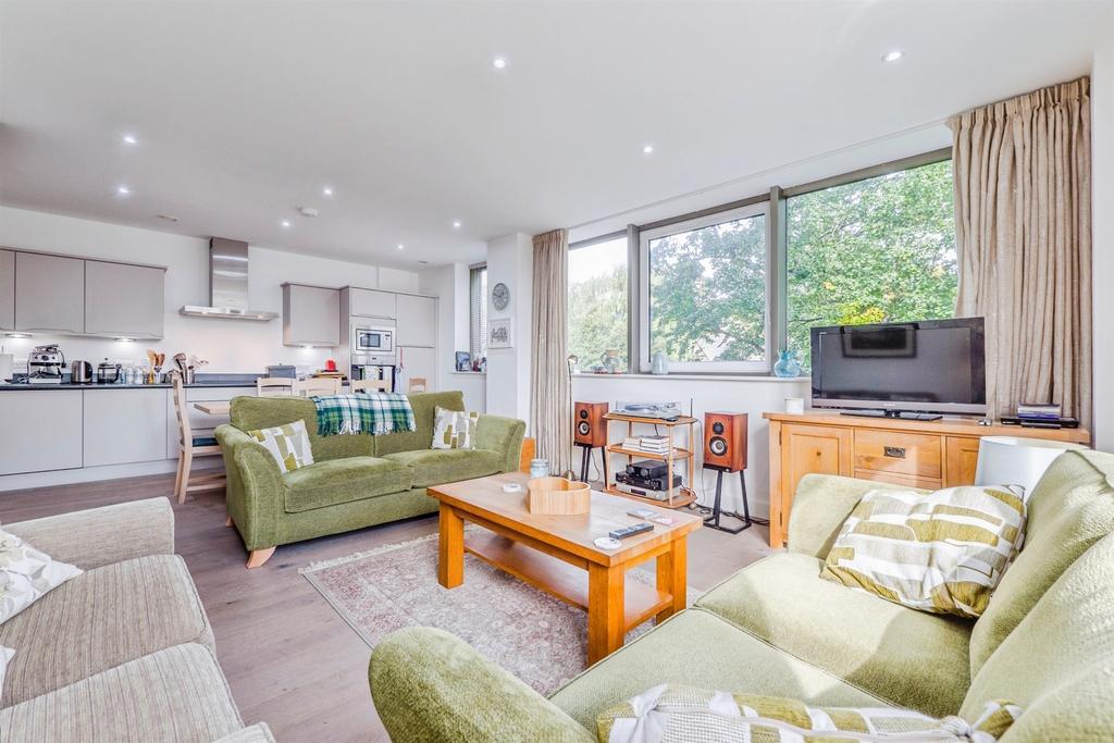 Apartment in Cardiff - View 2