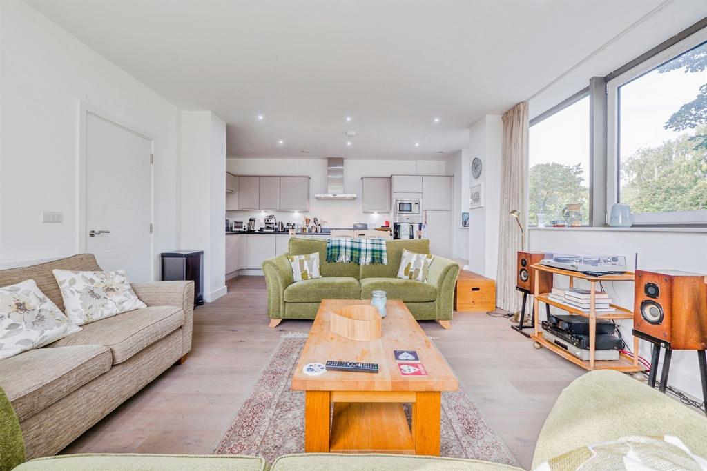 Apartment in Cardiff - View 4