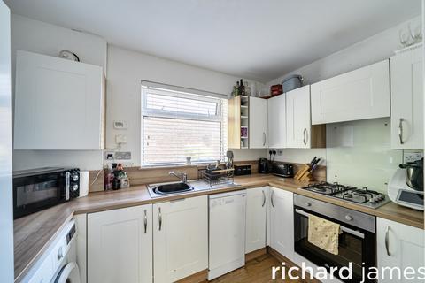 2 bedroom terraced house for sale, Castle Dore, Freshbrook, Swindon, SN5