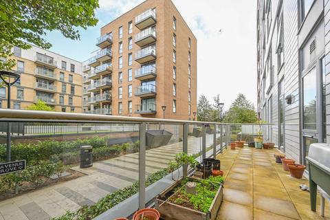 2 bedroom flat for sale, Lucienne Court, Poplar, London, E14
