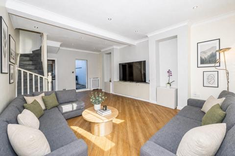 3 bedroom terraced house for sale, Snarsgate Street, London
