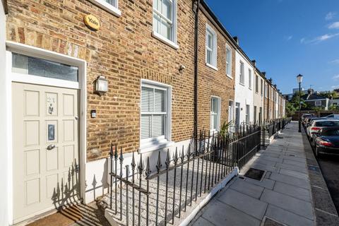 3 bedroom terraced house for sale, Snarsgate Street, London