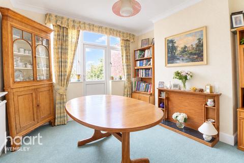 3 bedroom semi-detached house for sale, Off Preston Road