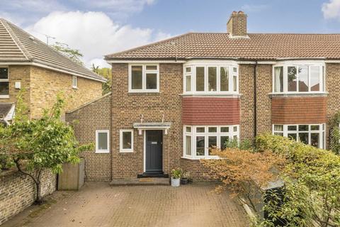 3 bedroom house for sale, Kings Farm Avenue, Richmond TW10