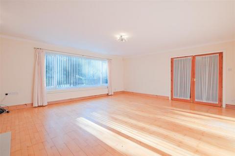 3 bedroom bungalow for sale, Lanark Road, Lanark
