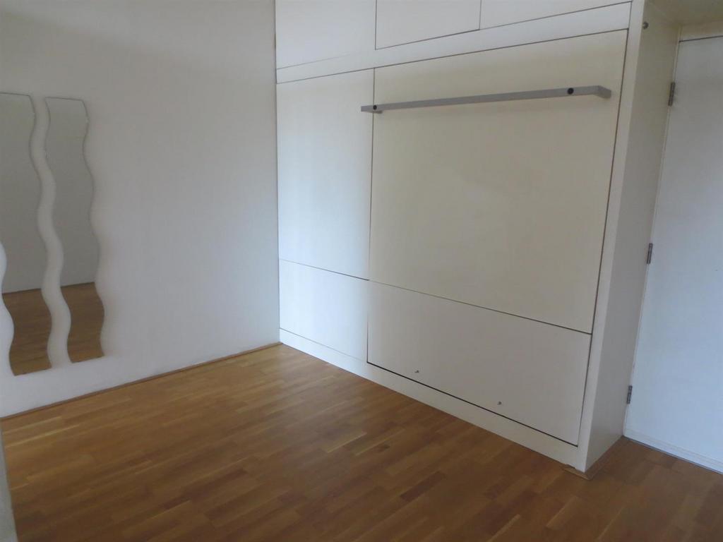 Apartment in Greater Manchester - View 4