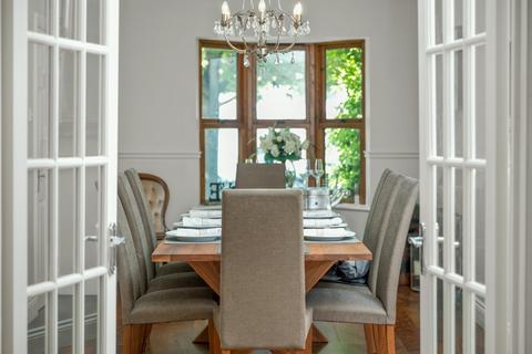 undefined, Matham Road, East Molesey, Surrey, KT8
