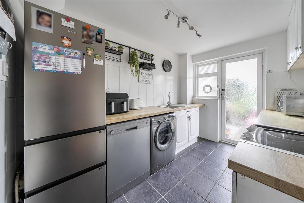 House in Bristol, St Giles, Hengrove - View 3