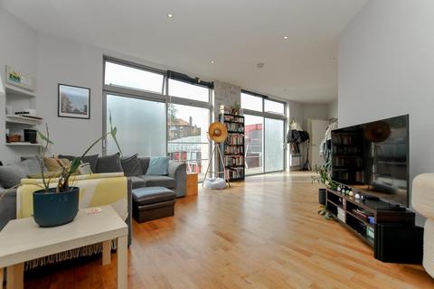 3 bedroom flat for sale, Red Square, Carysfort Road, N16