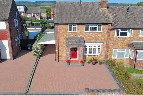 3 bedroom semi-detached house for sale, Taylor Road, Snodland, ME6