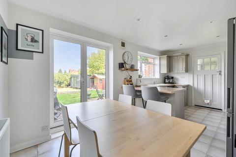 3 bedroom semi-detached house for sale, Grove End Road, Farnham, GU9