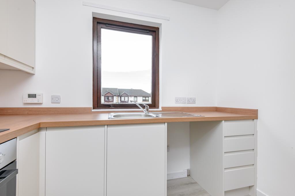 Apartment in Edinburgh - More