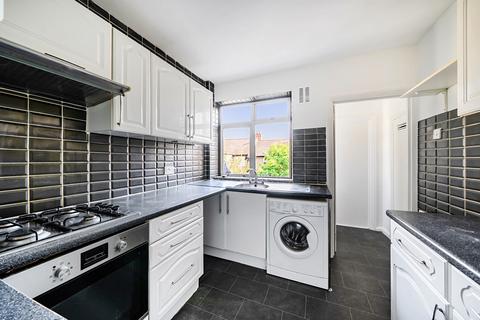 2 bedroom maisonette for sale, Whitton Avenue West, Northolt