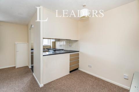 1 bedroom flat to rent, Yarmouth Gardens, Southampton, SO15