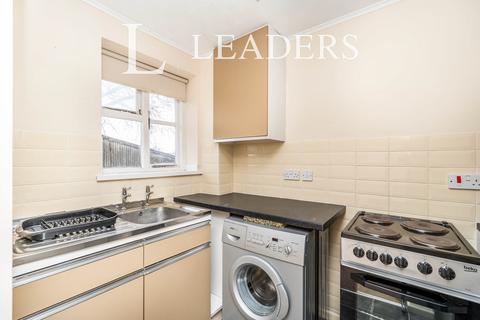 1 bedroom flat to rent, Yarmouth Gardens, Southampton, SO15