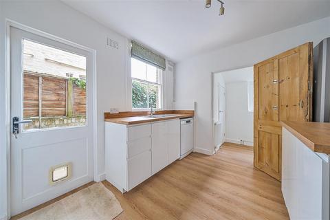 2 bedroom cottage for sale, Orchard Walk, Kingston Upon Thames KT2