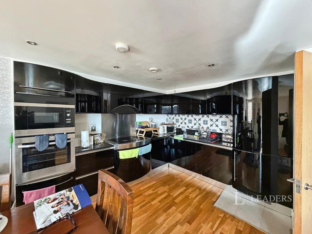 Apartment in East Sussex - View 5