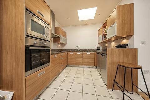 1 bedroom apartment for sale, Kingswood Court, Richmond
