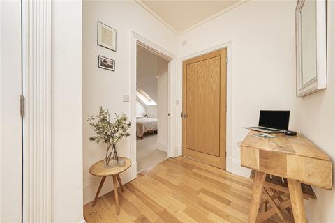 1 bedroom apartment for sale, Kingswood Court, Richmond