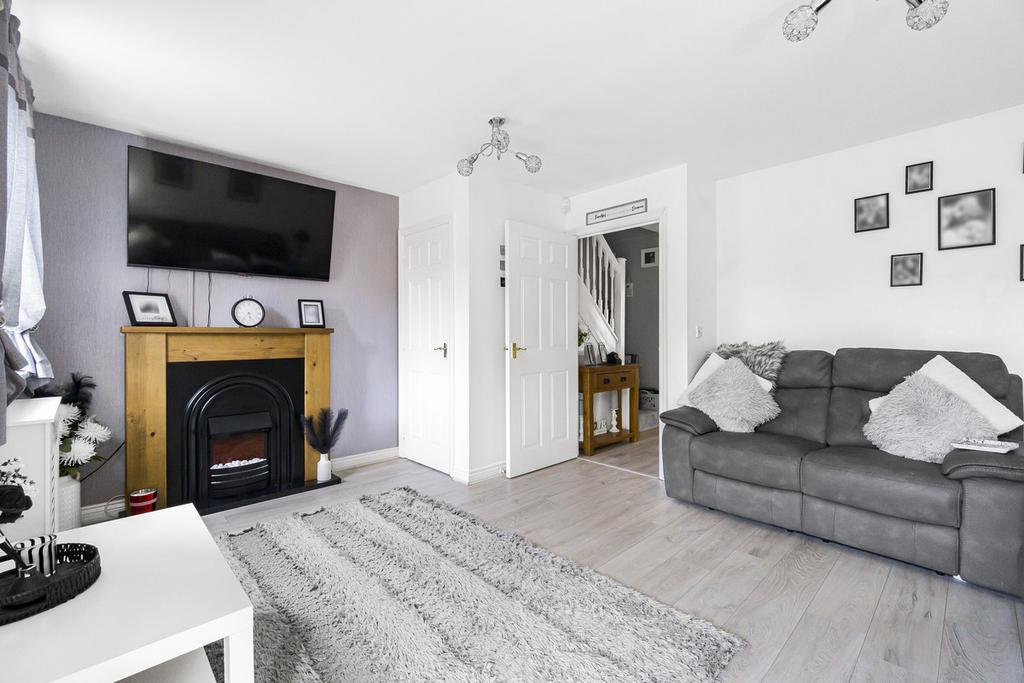 House in Bradley Stoke - View 4