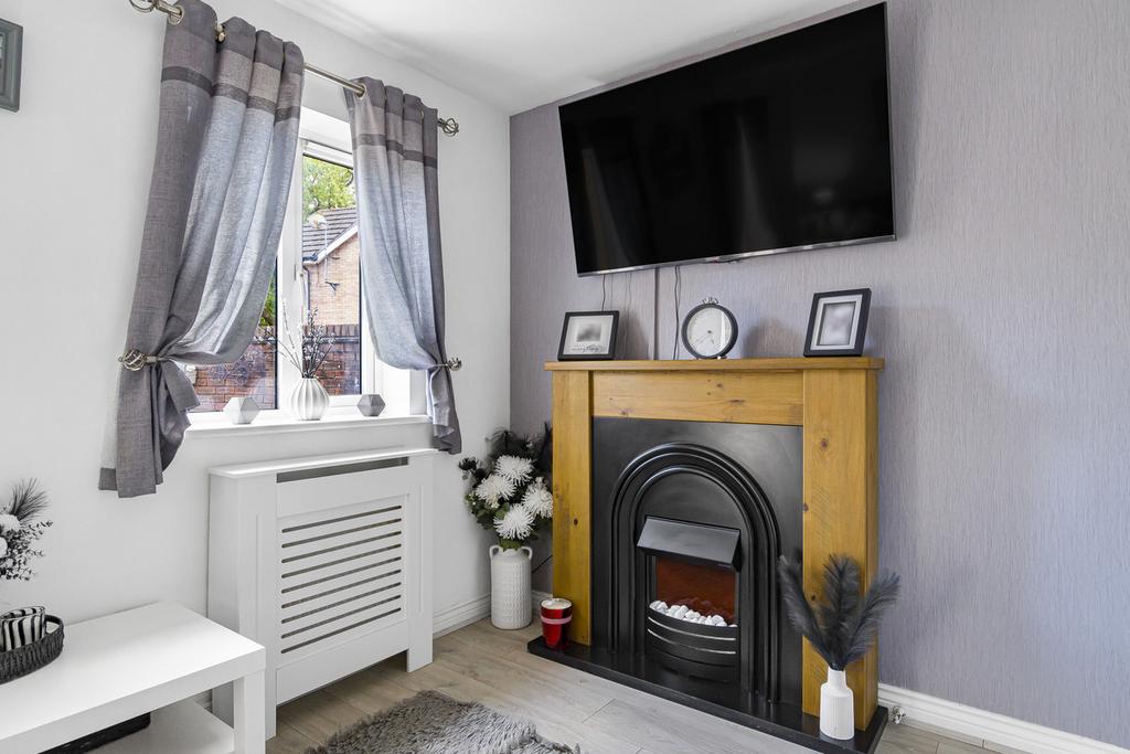 House in Bradley Stoke - View 5